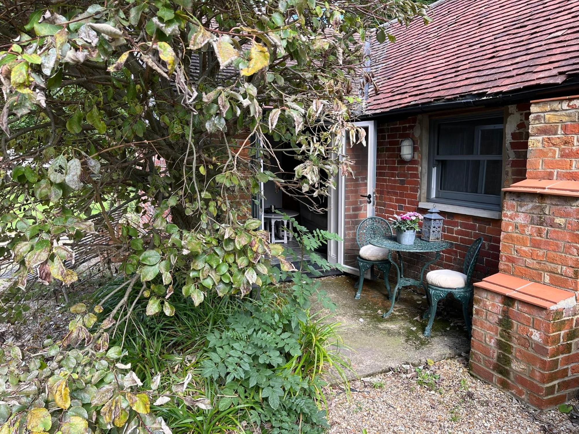 Street Farmhouse Godshill  Exterior photo